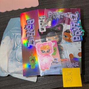 Bratz Bratziez Iconz Seriez Plush Keychain | Cloe